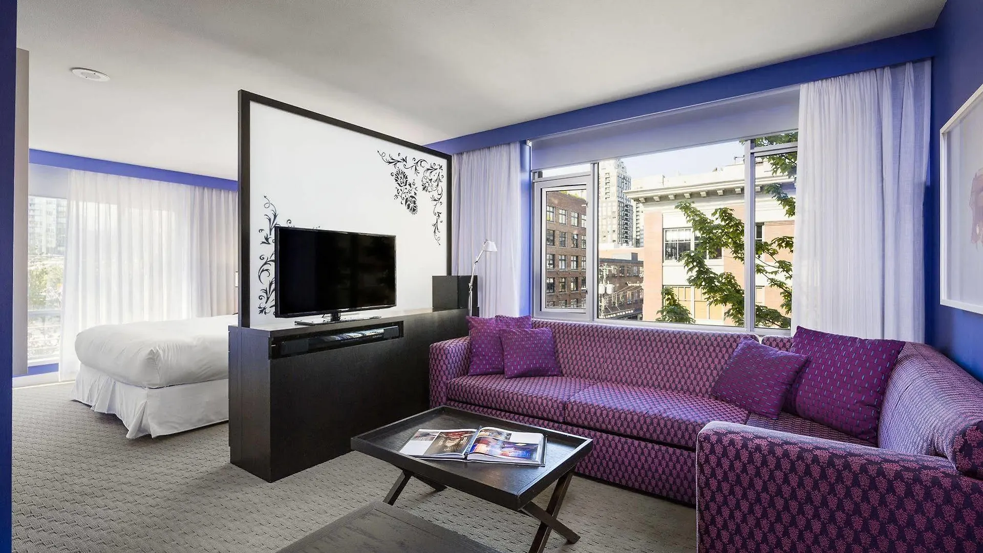 OPUS Vancouver Hotel
