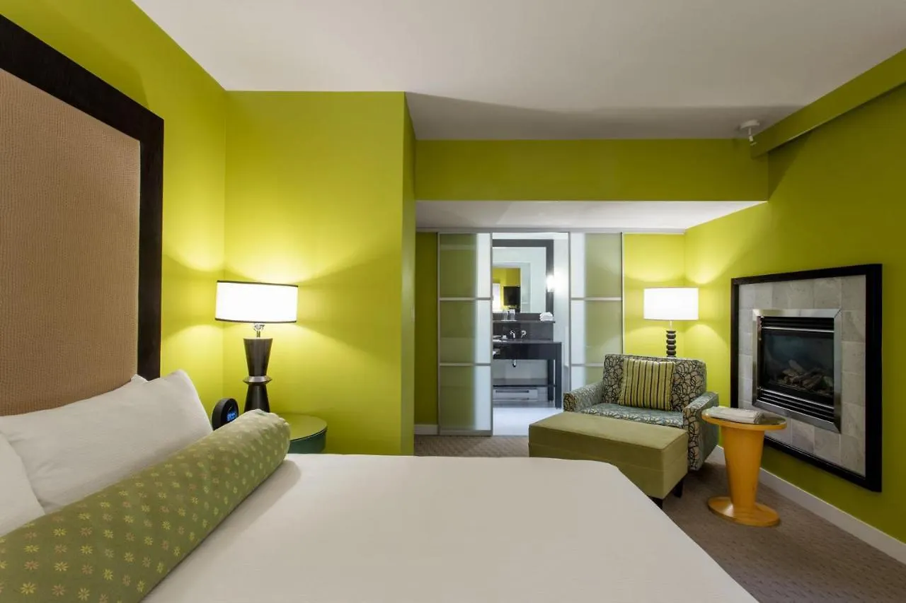 Hotel Opus Vancouver