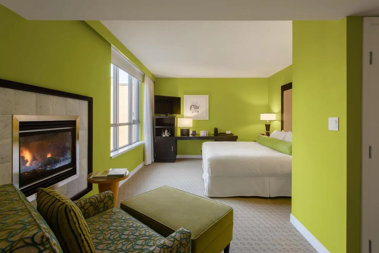 Opus Vancouver Hotel