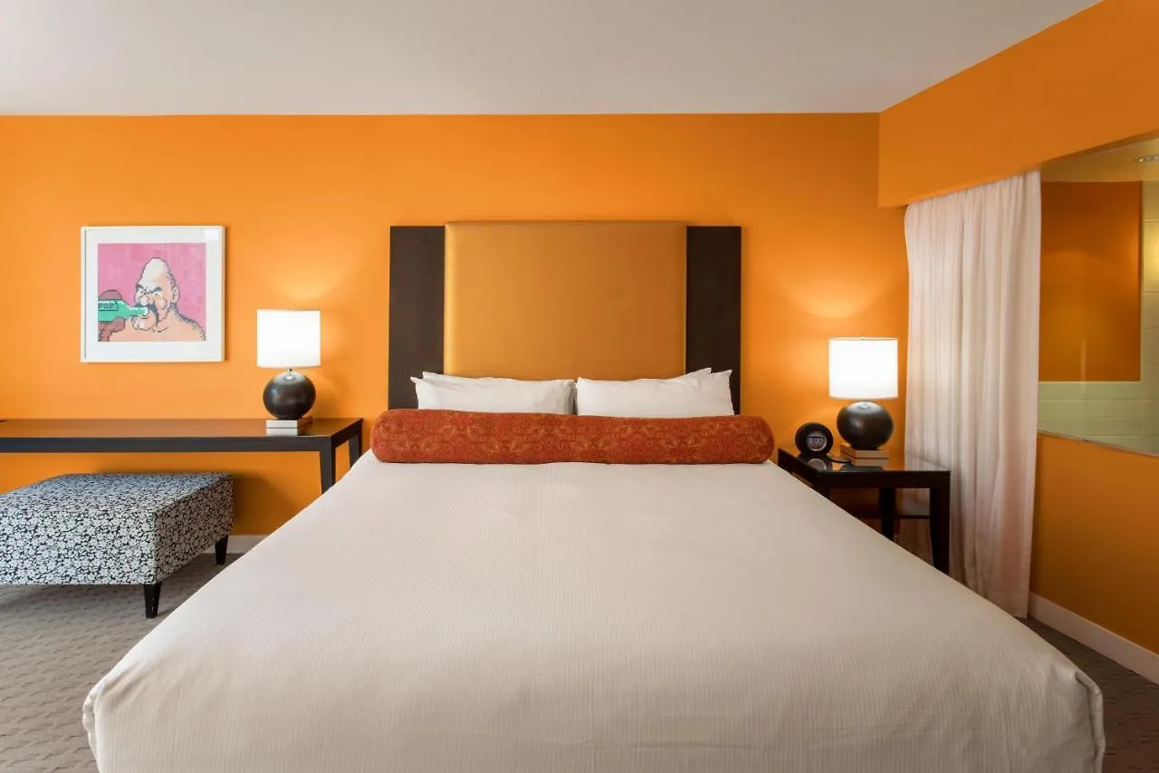 Hotel Opus Vancouver