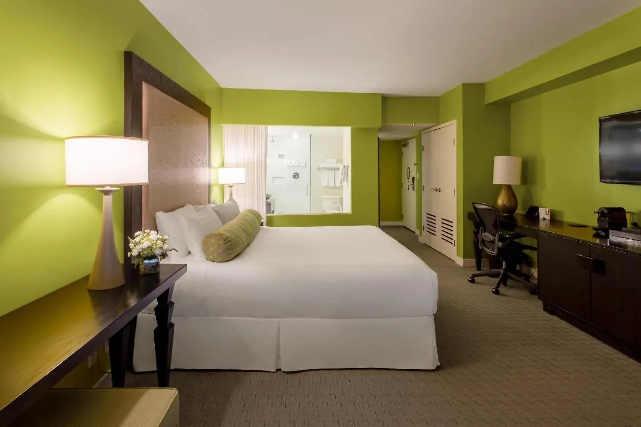 Opus Vancouver