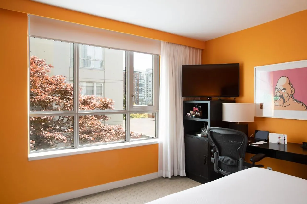 Hotel Opus Vancouver
