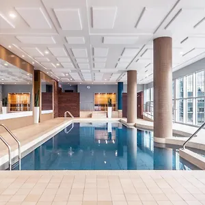 https://le-crystal.hotels-in-montreal.org
